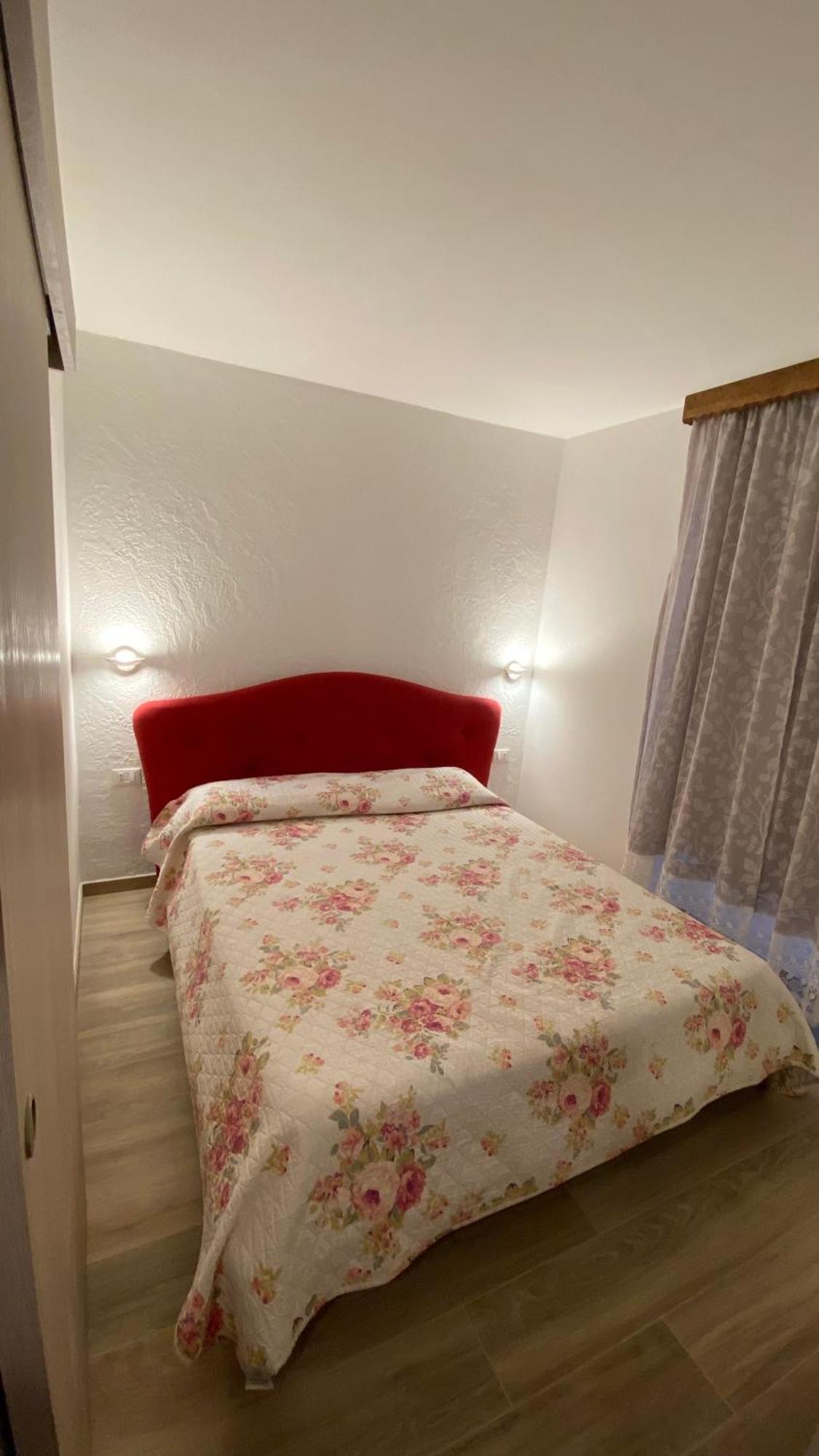 Villa Kortina Basanija Bagian luar foto